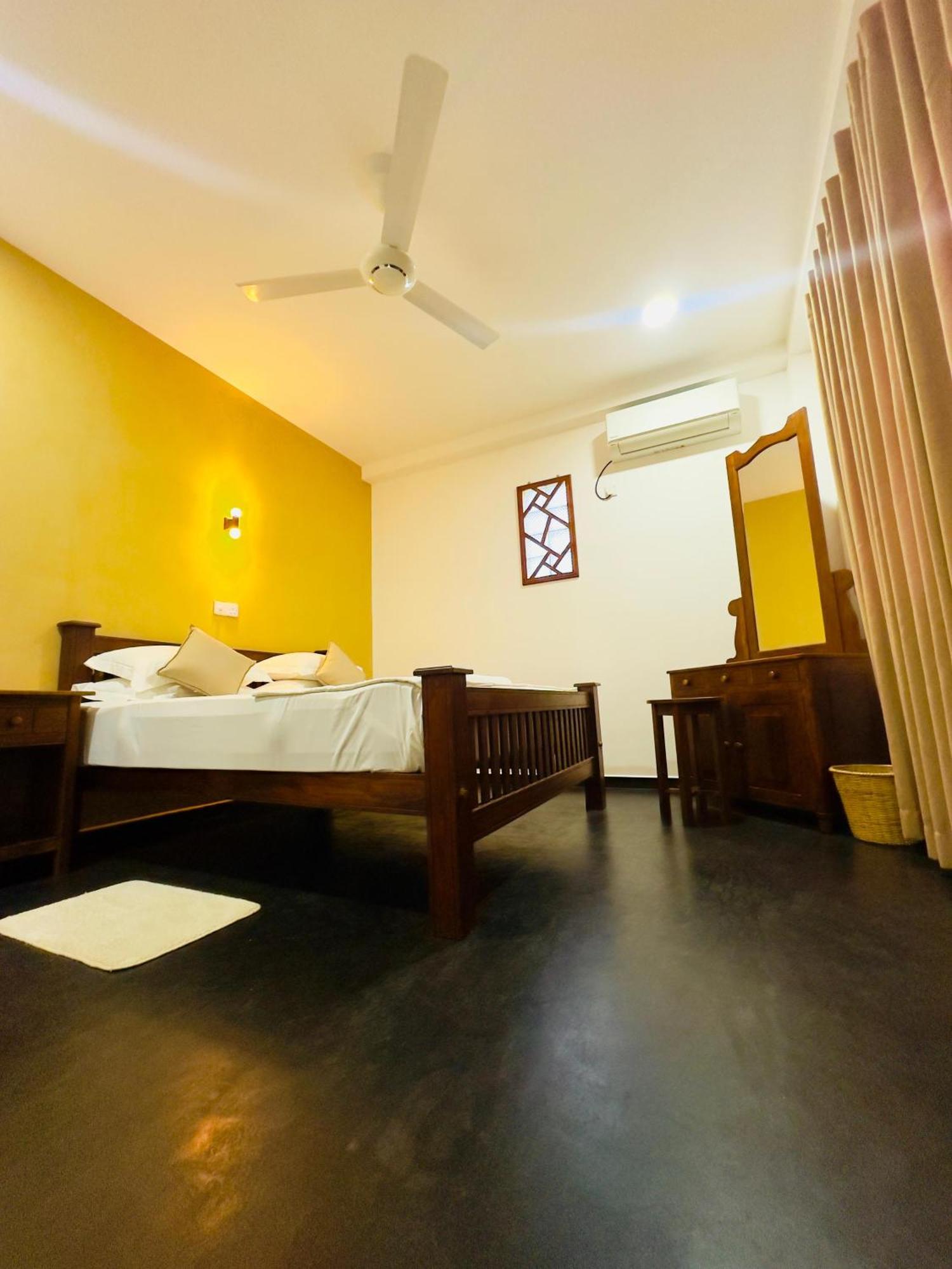 Halcyon Rest Villa ฮิกคาดูวา ภายนอก รูปภาพ